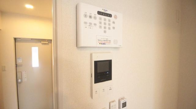 ベル　ファミーレ（105） セキュリティ