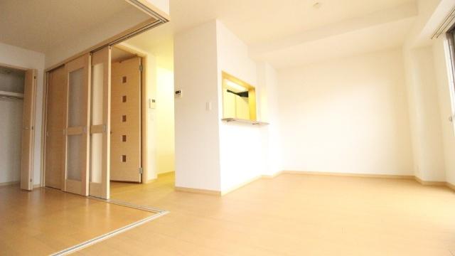 ヴェルセゾン公園前（302） 室内