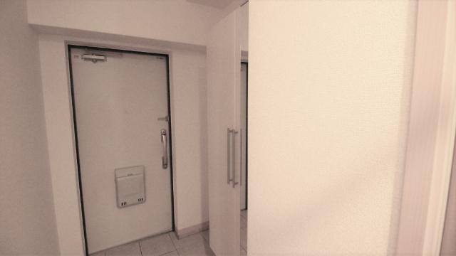 ヴェルセゾン公園前（302） 玄関