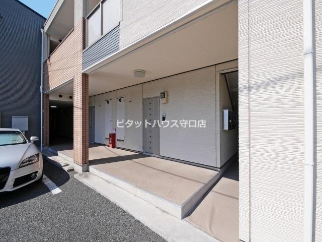 ボンヌ・シャンス（107） エントランス