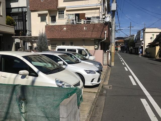 ロシュフォールＭ（103） 駐車場