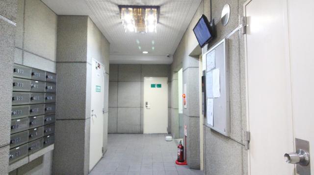 アドラブール古川橋 ロビー