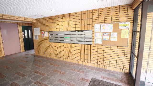 トップス祝ハイツ エントランス