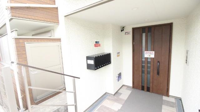 クリエオーレ門真南Ⅰ エントランス