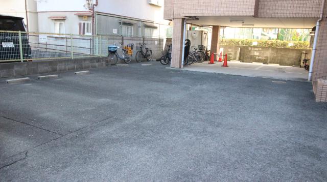 ベルメゾンM 駐車場