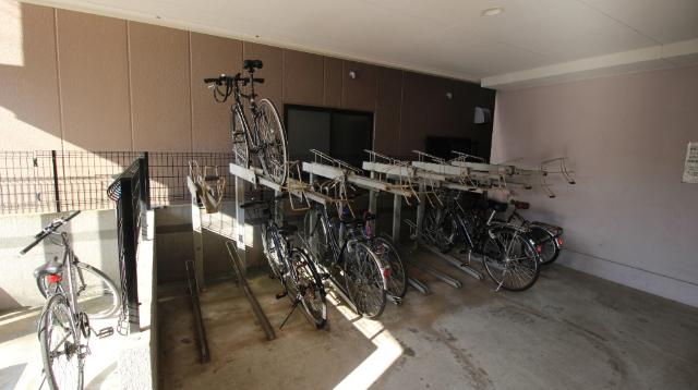 ラフォーレ 駐車場