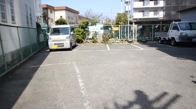 大源フレンドリーマンション 駐車場