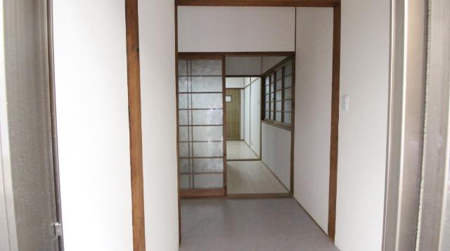 守口市南寺方中通テラスハウス エントランス
