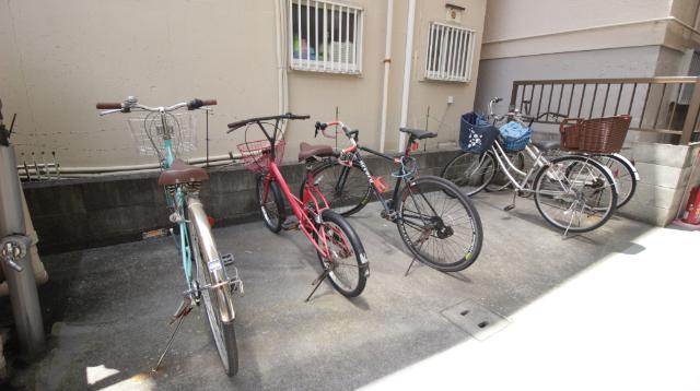 マンションからたち 駐車場