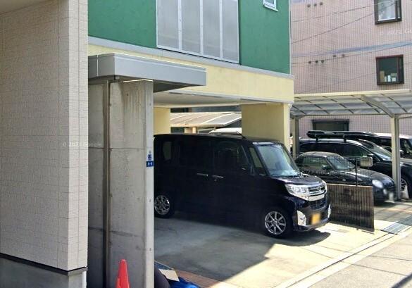 ツインズナガタ 駐車場