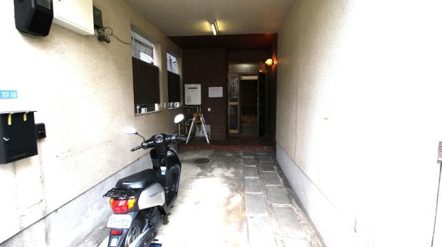 守口市豊秀町一戸建 エントランス