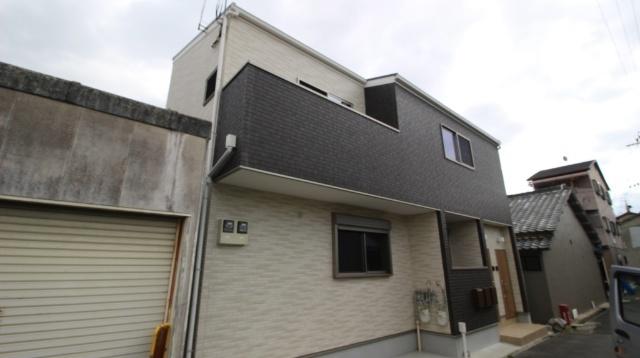 石原町アパート エントランス