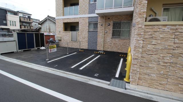 インペリアル大宮 駐車場