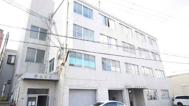 岡林ビル 外観