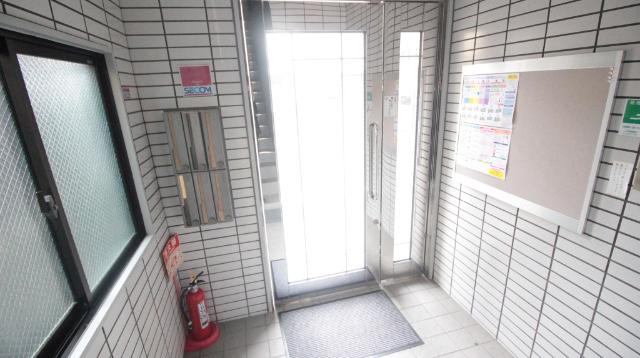 守口市寺方元町マンション ロビー