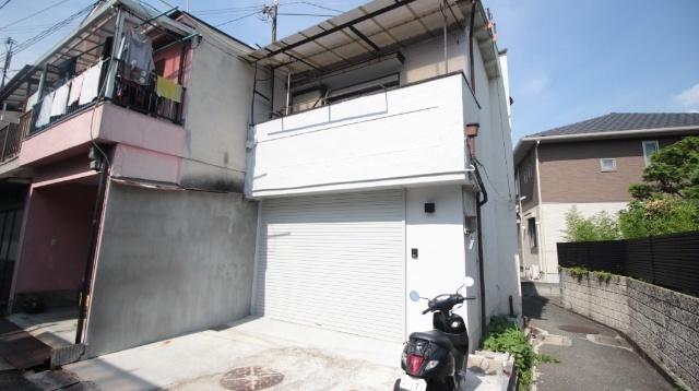 守口市大日町一戸建 エントランス