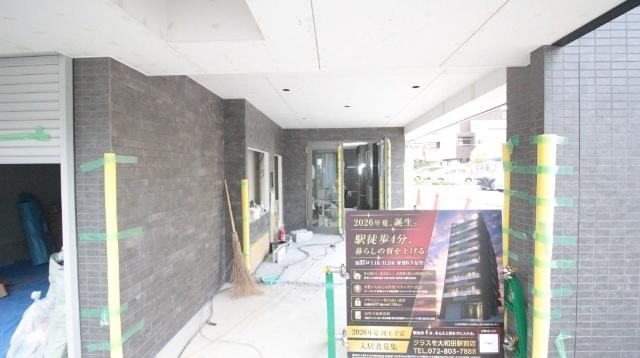 アヴェーレ早苗町（704） エントランス