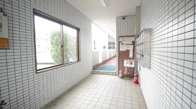 リーフハイツ ロビー