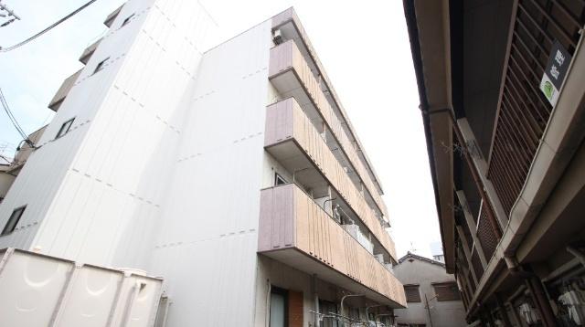 Hale Kadoma 外観