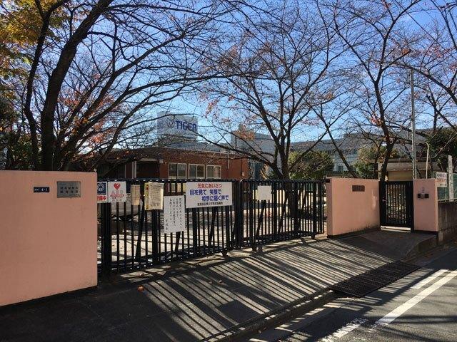 門真市立速見小学校：479m