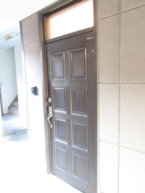 安田マンション（105） 玄関