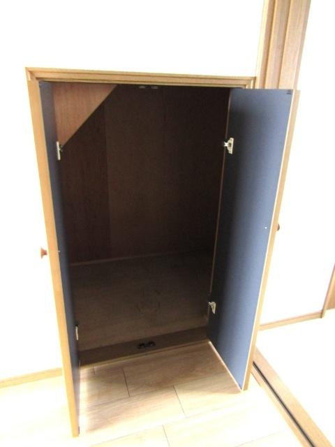 SKYROCKETⅢ（305） 収納