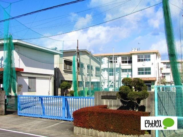 岐阜市立鷺山小学校：1188m