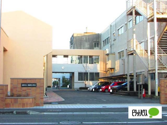 岐阜市立長良西小学校：964m