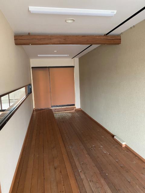 ブリリアントヒルズ西中島 玄関