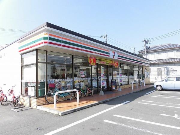 セブンイレブン鹿児島西田２丁目店：290m