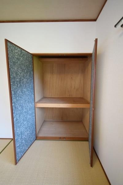 山口ハイツＡ棟（102） 収納