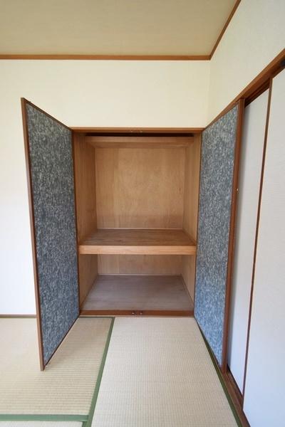 山口ハイツＡ棟（102） 収納