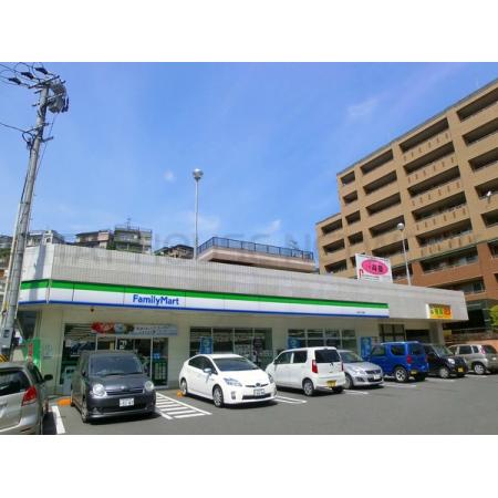 ファミリーマート永吉二丁目店：615m