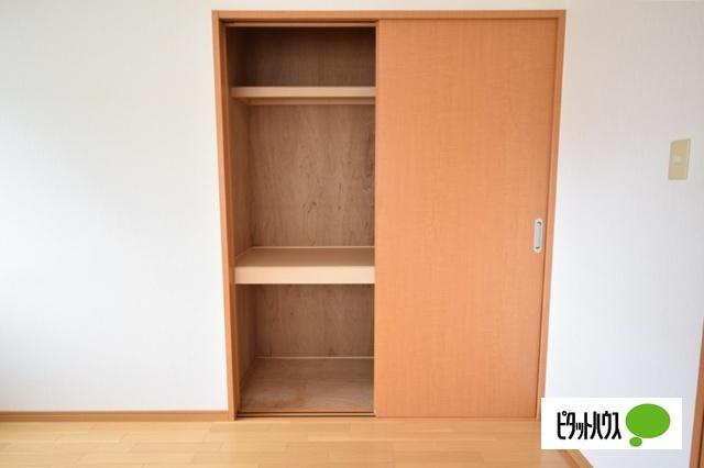 アーバンフィール城西（303） 収納