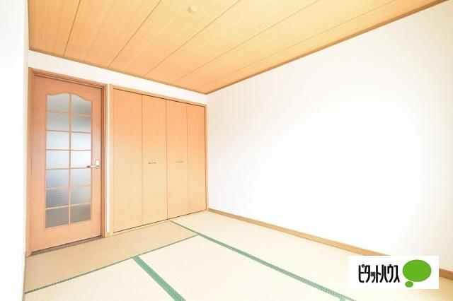 ティダハイム下荒田（410） 室内