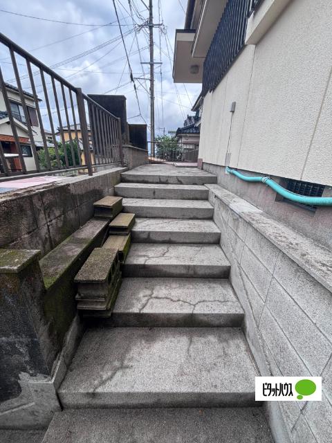 中原邸2階建て（１） エントランス