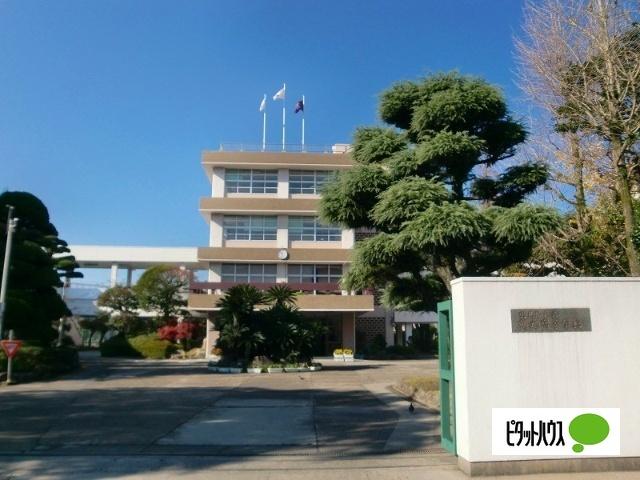 鹿児島県立鶴丸高校：1842m