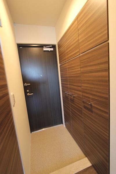 ファーストレーベン大手町ANNEX（1002） 玄関