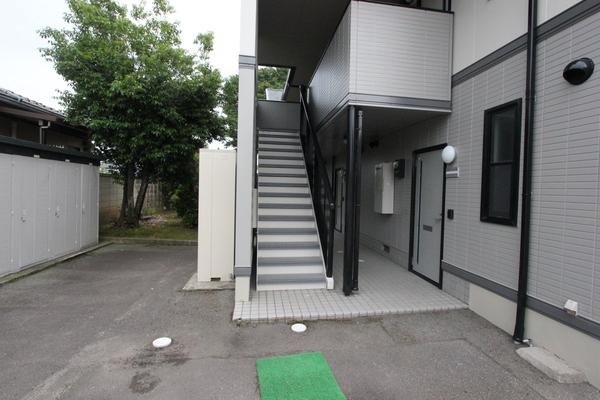 ディアス和幸（C101） エントランス