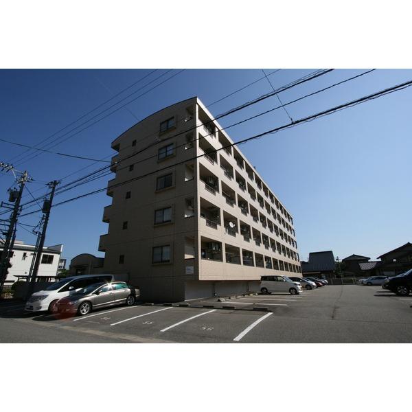 PLAZA磯部（104） 駐車場