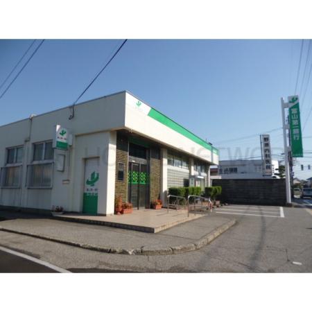 アムゥール新庄 周辺環境写真6 富山第一銀行荏原支店：746m