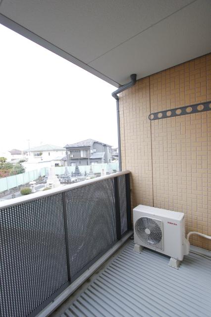 ハピネス大町（101） バルコニー