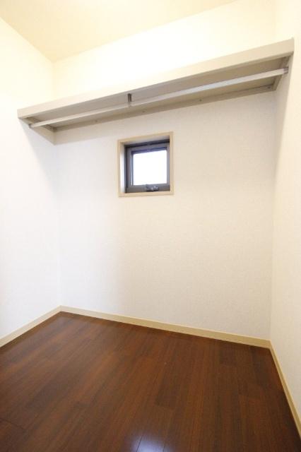 ハピネス大町（101） 収納