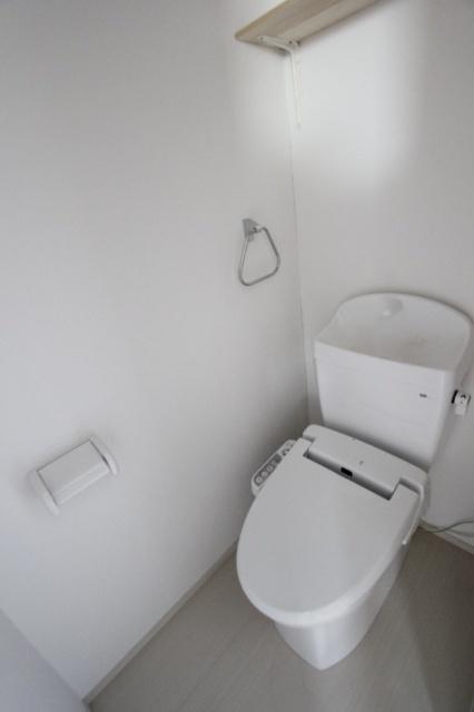 White　Square（202） トイレ