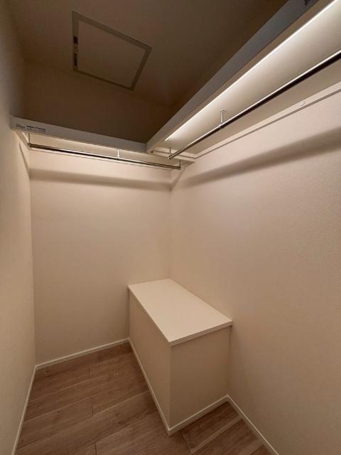 EdgeMoment長江（207） 収納