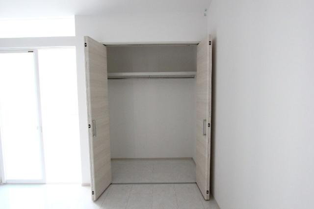 FIRST SQUARE A棟（205） 収納