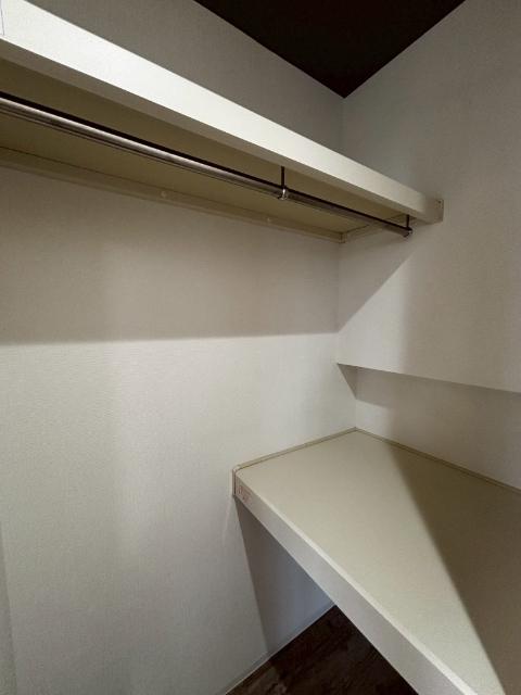 パークプレイス中川原（103） 収納