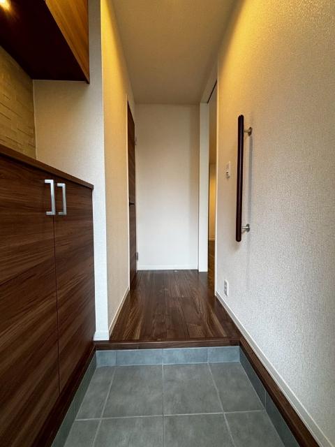 グリナージュ西公文名（102） 玄関