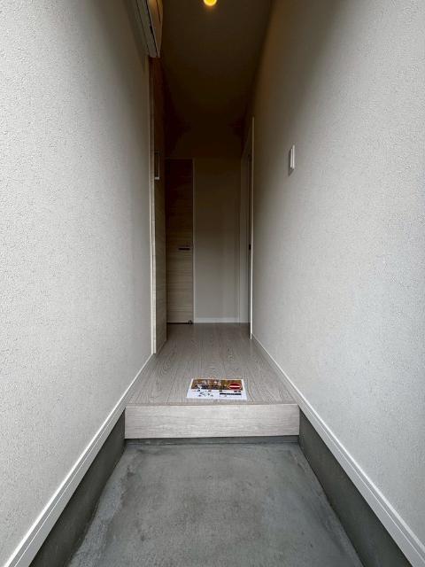 グランスイート大町（105） 玄関