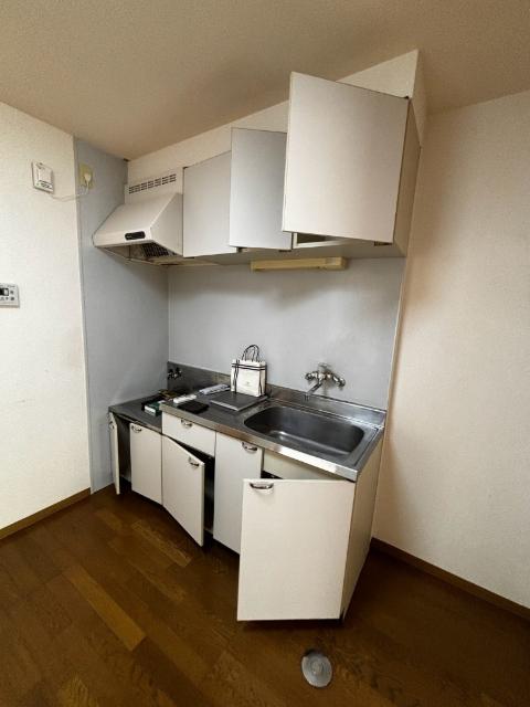 ロイヤル・ステージ堀川（101） キッチン